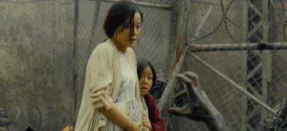 《釜山行》结尾手.jpg