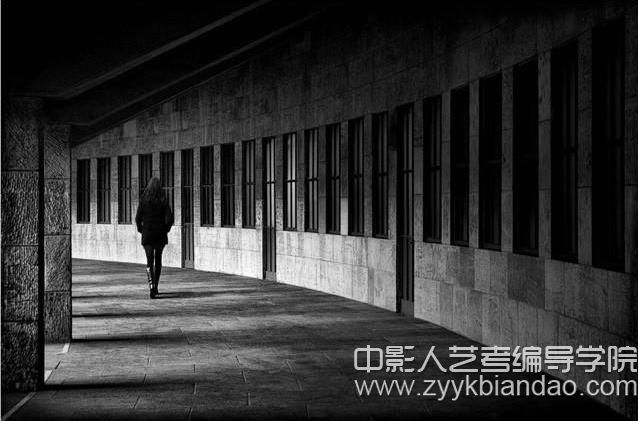 影视作品中的明喻和暗喻.jpg