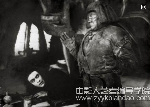 保罗.威格纳导演的《泥人哥连》（1920）.jpg