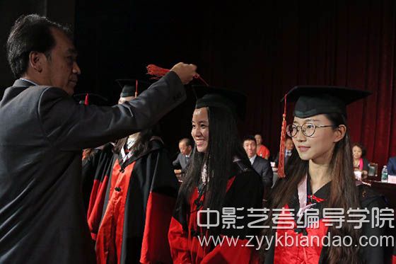 中戏2.jpg
